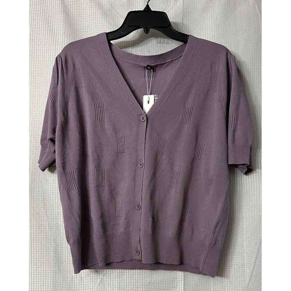 NWT Arach & Cloz Womens Short Sleeve‎ Button Front Purple Sweater Top Size XL